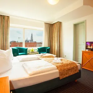 https://centro-hotel-royal.topcolognehotels.com